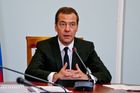 Медведев: назвал бюджет на следующие три года «непростым»