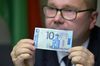 Новые белорусские деньги печатали в Великобритании
