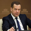 Медведев заявил о кризисе в российском автопроме