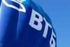 ВТБ не будет обслуживать граждан США