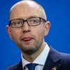 Яценюк закрыл небо и газовый вентиль