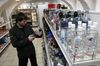 За неделю в России больше всего подорожали водка и капуста - Росстат