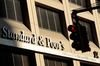 S&P повысило кредитный рейтинг Украины до «В-»