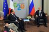 СМИ: Путин и Олланд не обсуждали в Брисбене поставку «Мистралей»