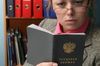 В России могут отменить печати и трудовые книжки