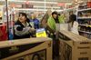 Сезон предрождественских распродаж начался в США