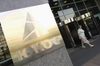 Дело «ЮКОСа» живёт? Почему арестовали имущество России за рубежом