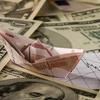 Россиян пугают дефицитом валюты