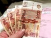 На радость банкам и мошенникам. Минфин запретит россиянам тратить много «налички»