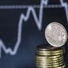 Рубль стремительно дорожает