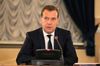 Медведев поручил рассмотреть возможность переноса госкомпаний в ДФО